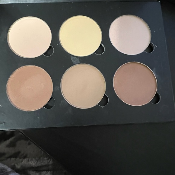 COPY - 8PC Bundle (Anastasia Beverly Hills)🚨 High end🚨 - Picture 9 of 10